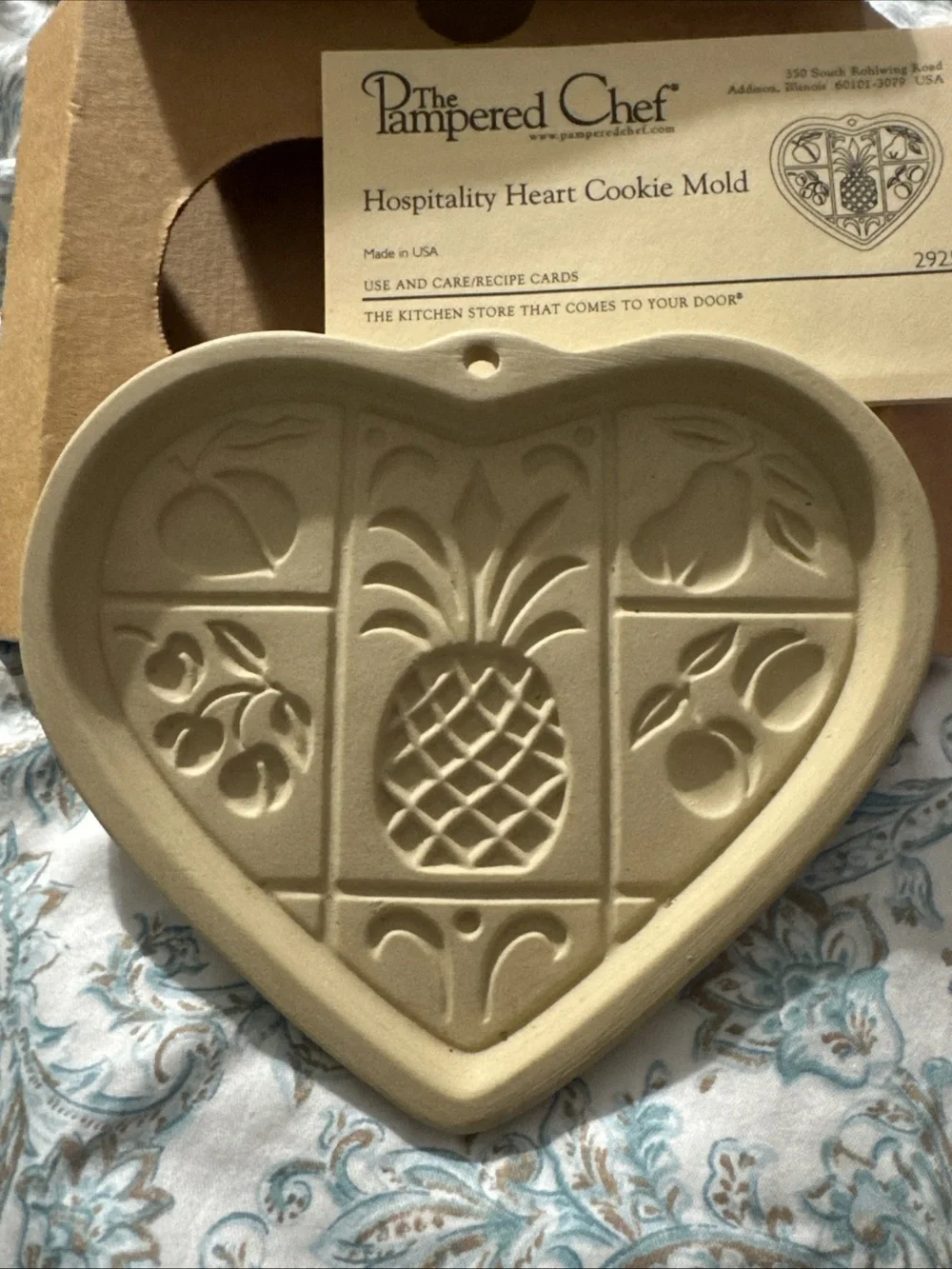 Pampered Chef Hospitality Heart Cookie Mold